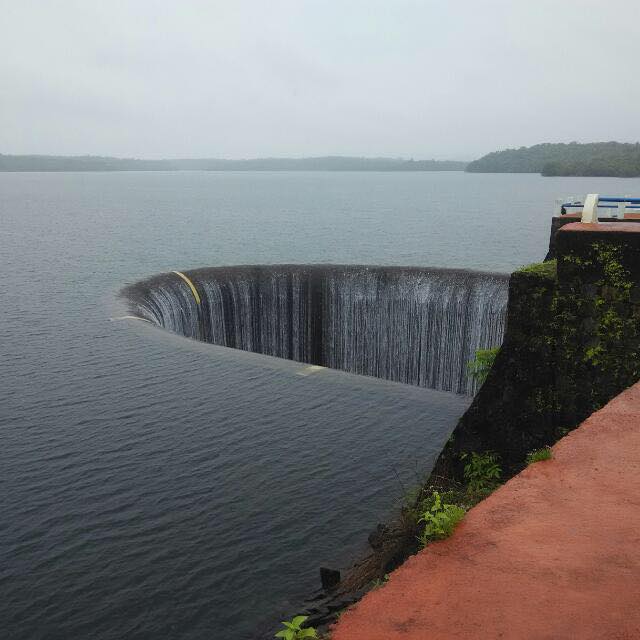 Salaulim Dam overflow during Rain